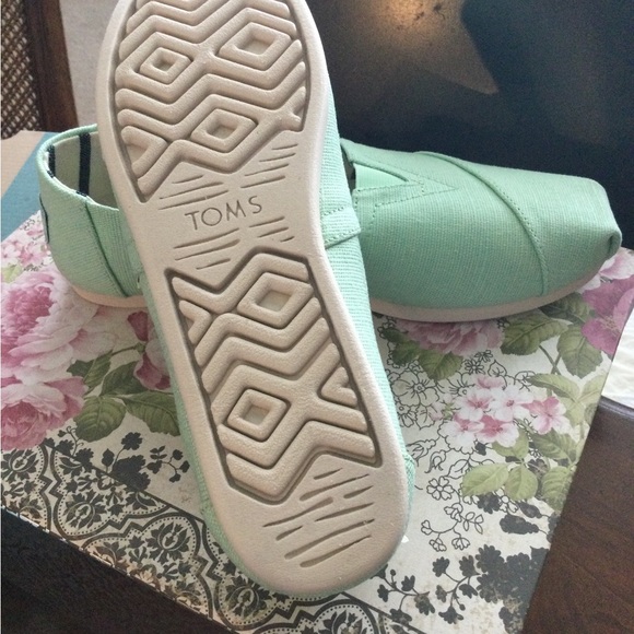 Toms Alpargata Pastel Green Heritage Canvas Slip-Ons Size 9W. NWT - Picture 4 of 5
